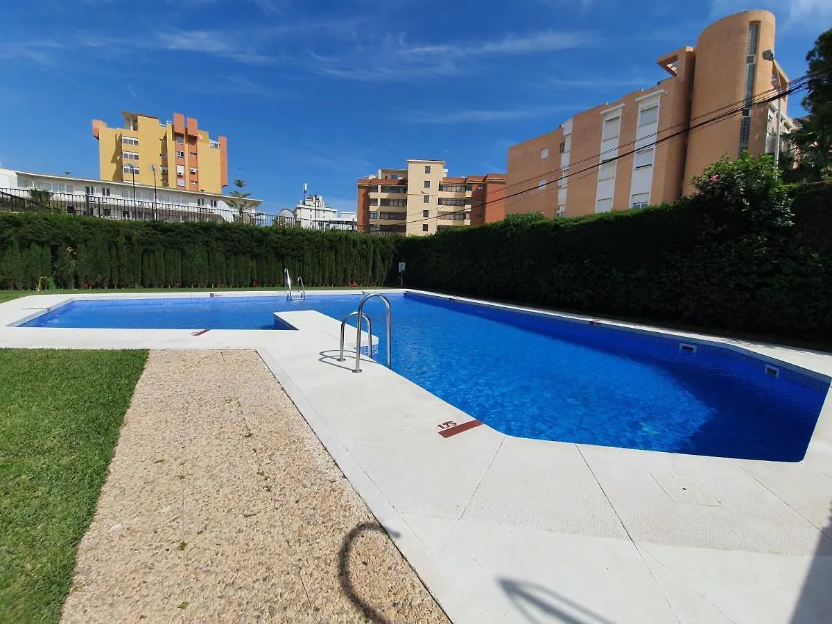 Apartamento Acogedor En La Carihuela Con Plaza De Garaje Garantizada! Sol Montemar Torremolinos