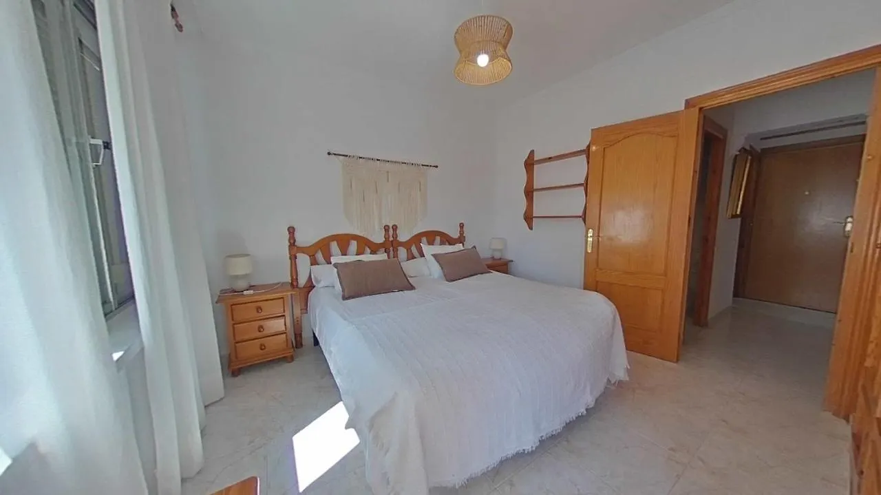 Apartamento Acogedor En La Carihuela Con Plaza De Garaje Garantizada! Sol Montemar Torremolinos España
