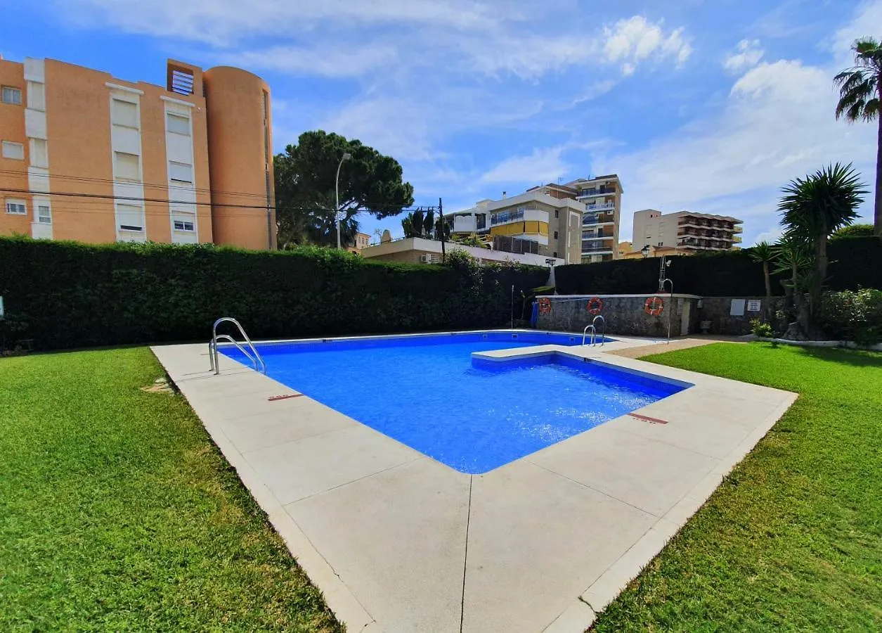 Apartamento Acogedor En La Carihuela Con Plaza De Garaje Garantizada! Sol Montemar Torremolinos 0*,  España